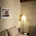 La Toraia Hotel *